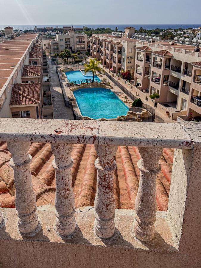 Royal Seacrest Crown-Jewel, 2B, Pools, Sea, Center Leilighet Paphos Eksteriør bilde