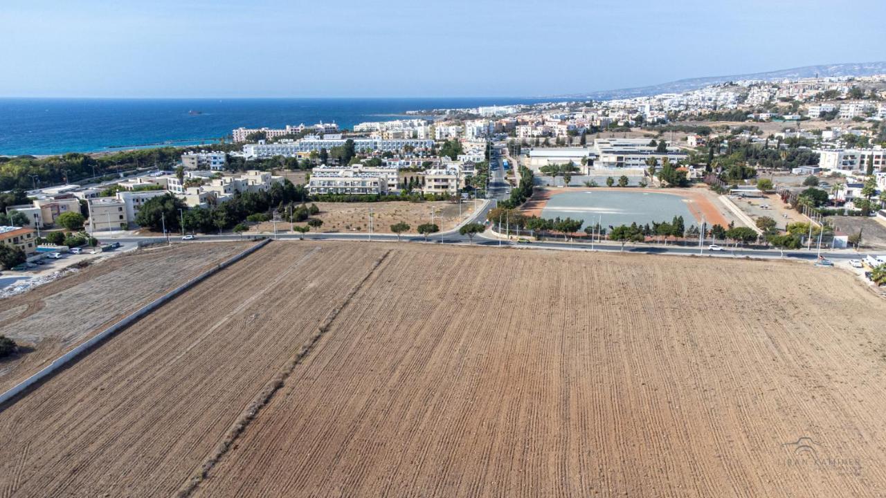 Royal Seacrest Crown-Jewel, 2B, Pools, Sea, Center Leilighet Paphos Eksteriør bilde